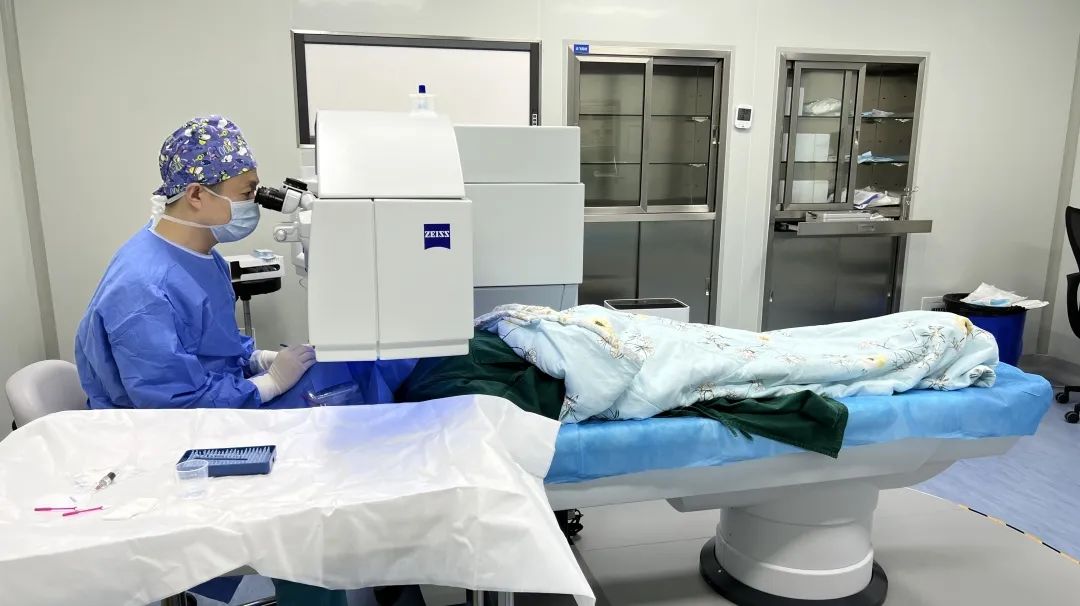 激光近視手術(shù)